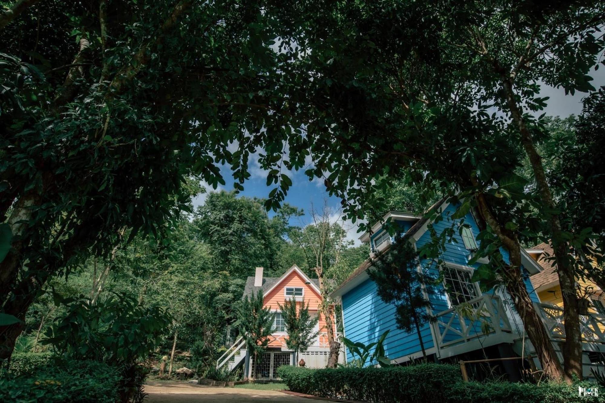 Suriyan Villa Erawan Kanchanaburi สุริยัน วิลล่า เอราวัณ กาญจนบุรี Tha Kradan Exterior photo