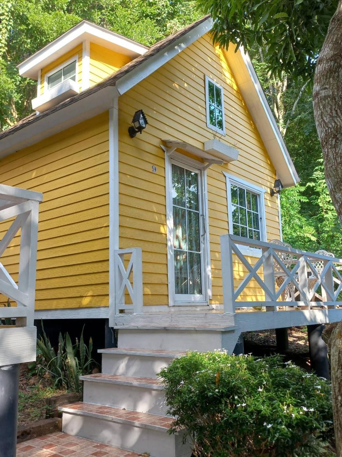 Suriyan Villa Erawan Kanchanaburi สุริยัน วิลล่า เอราวัณ กาญจนบุรี Tha Kradan Exterior photo
